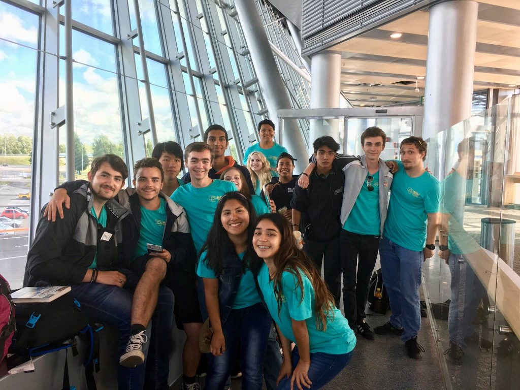 group_photo_at_end_of_program.jpg
